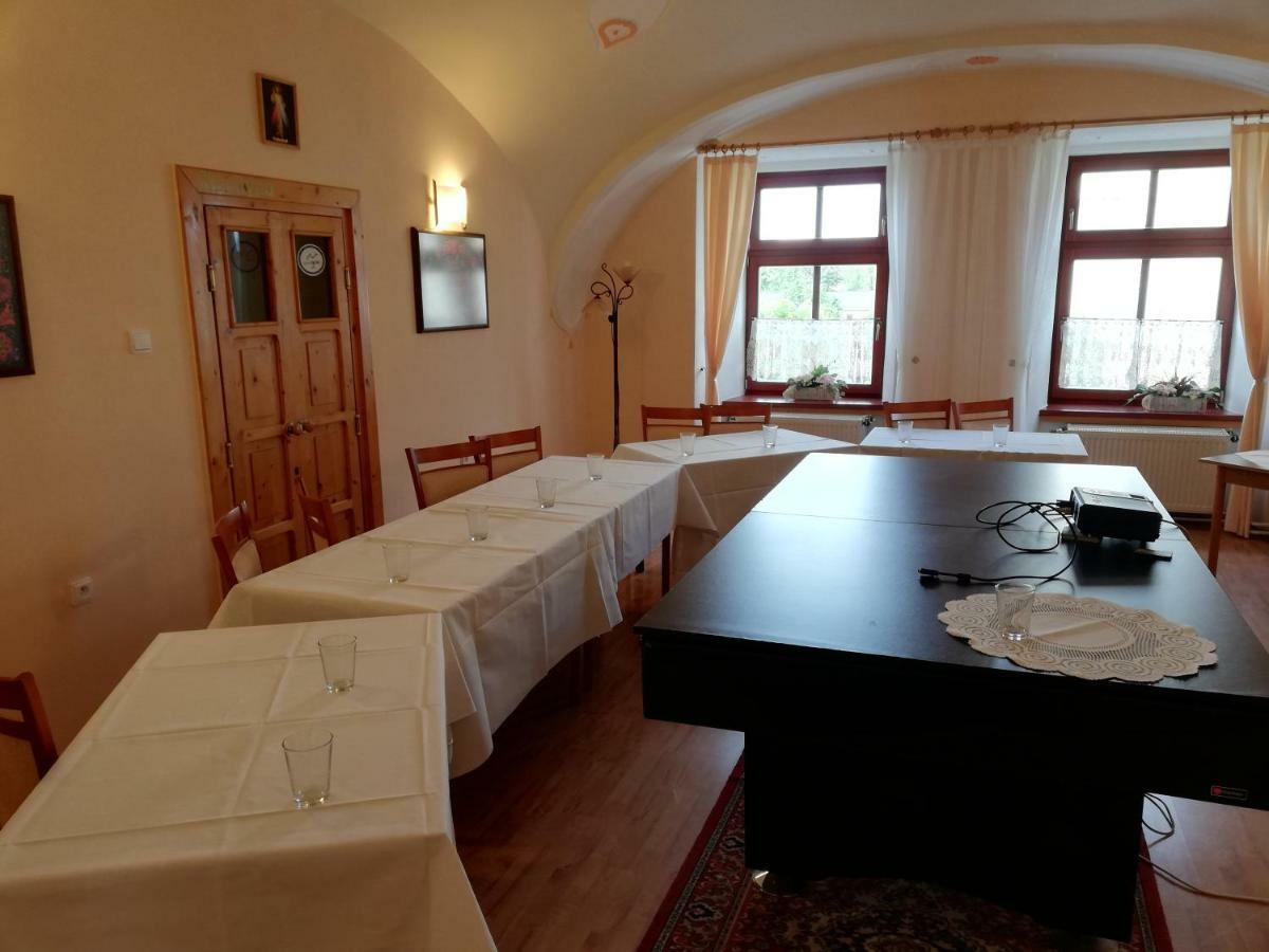 V Penzion Spisska Bela Bagian luar foto